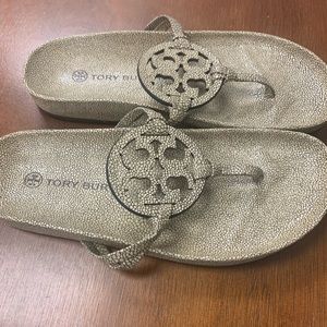 Tory Burch sandals size 7 1/2 comfortable nice and authentic comes without box